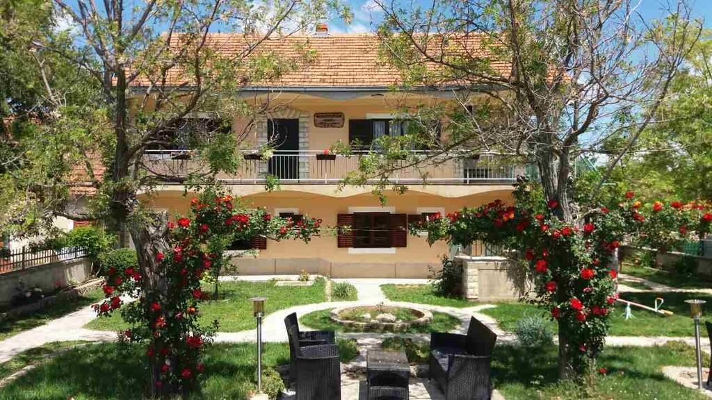 Agrotourism Galic Krka Hotel Drinovci Exterior photo