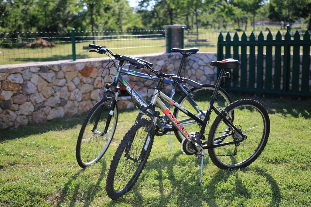 Agrotourism Galic Krka Hotel Drinovci Exterior photo